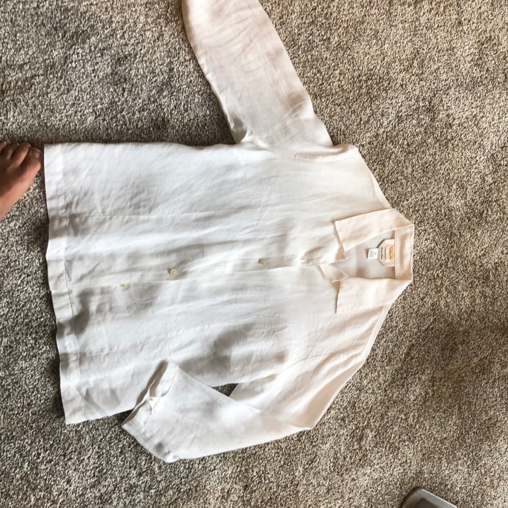 Final price. Linen shirt.Doubles as light jacket.
